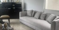 Amplia Casa de 4 Dorm., en Venta en Los Ceibos