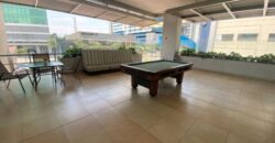 En Venta Suite de 58 m² con 1 Habitación y Parqueo, en Elite Building, Sector Mall del Sol
