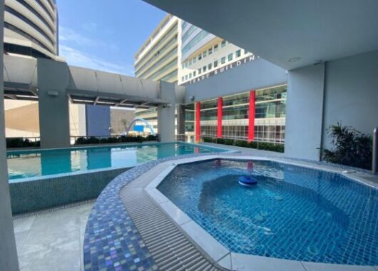 En Venta Suite de 58 m² con 1 Habitación y Parqueo, en Elite Building, Sector Mall del Sol