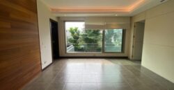 En Venta Casa con 4 Dorm. y Amplio Jardin en Puerto Azul