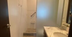 En Venta Casa con 4 Dorm. y Amplio Jardin en Puerto Azul