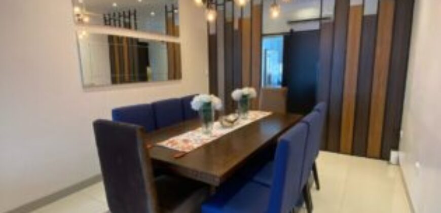 En Venta o Alquiler Amplio Departamento de 3 Dorm Remodelado en Planta Alta en Km. 5 Vía Samborondon