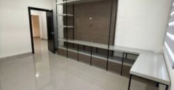 En Venta o Alquiler Amplio Departamento de 3 Dorm Remodelado en Planta Alta en Km. 5 Vía Samborondon