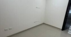 En Venta o Alquiler Amplio Departamento de 3 Dorm Remodelado en Planta Alta en Km. 5 Vía Samborondon