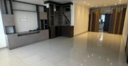 En Venta o Alquiler Amplio Departamento de 3 Dorm Remodelado en Planta Alta en Km. 5 Vía Samborondon