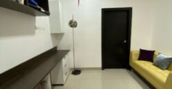 En Venta o Alquiler Amplio Departamento de 3 Dorm Remodelado en Planta Alta en Km. 5 Vía Samborondon