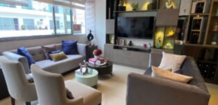 En Venta o Alquiler Amplio Departamento de 3 Dorm Remodelado en Planta Alta en Km. 5 Vía Samborondon