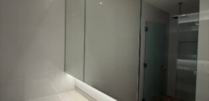 Penthouse de Dos Niveles con Terraza y Piscina Privada, 3 Dorm. – Urb. Sotonovo
