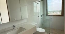 Penthouse de Dos Niveles con Terraza y Piscina Privada, 3 Dorm. – Urb. Sotonovo