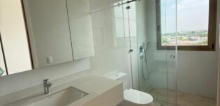 Penthouse de Dos Niveles con Terraza y Piscina Privada, 3 Dorm. – Urb. Sotonovo