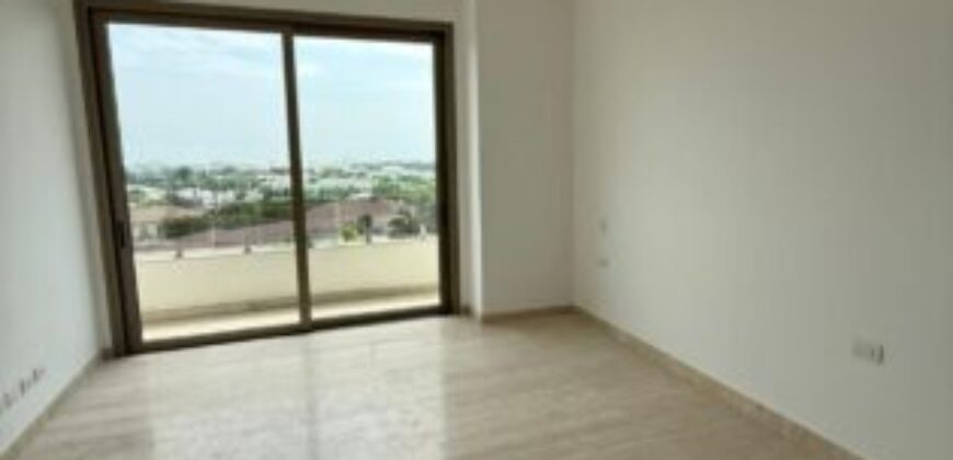 Penthouse de Dos Niveles con Terraza y Piscina Privada, 3 Dorm. – Urb. Sotonovo