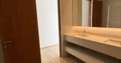 Penthouse de Dos Niveles con Terraza y Piscina Privada, 3 Dorm. – Urb. Sotonovo