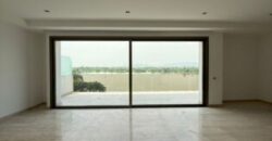 Penthouse de Dos Niveles con Terraza y Piscina Privada, 3 Dorm. – Urb. Sotonovo