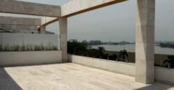 Penthouse de Dos Niveles con Terraza y Piscina Privada, 3 Dorm. – Urb. Sotonovo