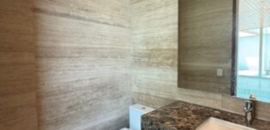 Penthouse de Dos Niveles con Terraza y Piscina Privada, 3 Dorm. – Urb. Sotonovo
