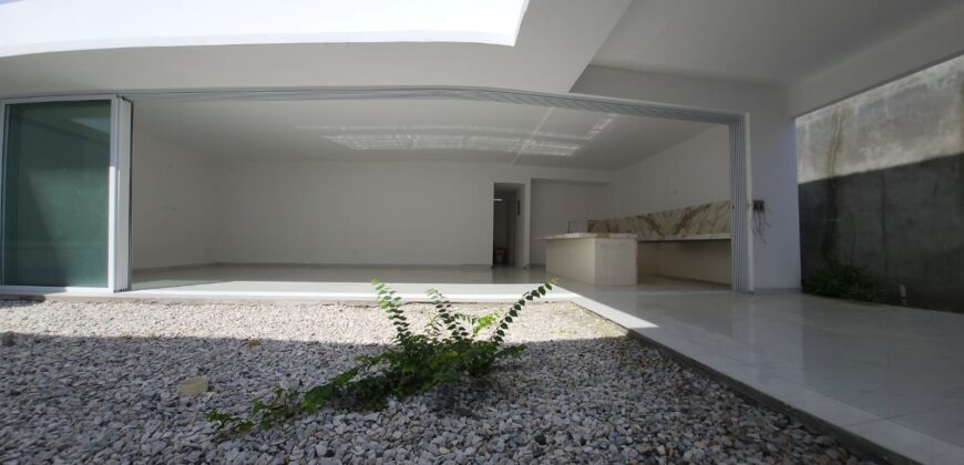 Estrena Casa de 3 Dorm. en Venta en Punta Barandua a Pocos Pasos del Mar