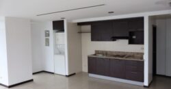 En Venta Suite de 58 m² con 1 Habitación y Parqueo, en Elite Building, Sector Mall del Sol
