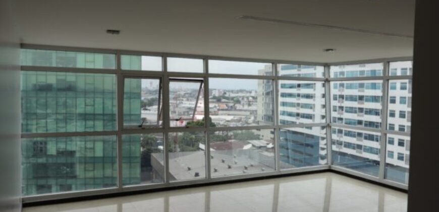 En Venta Suite de 58 m² con 1 Habitación y Parqueo, en Elite Building, Sector Mall del Sol