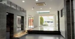 En Venta Preciosa Casa de 4 dormitorios al Lago en Isla Mocoli