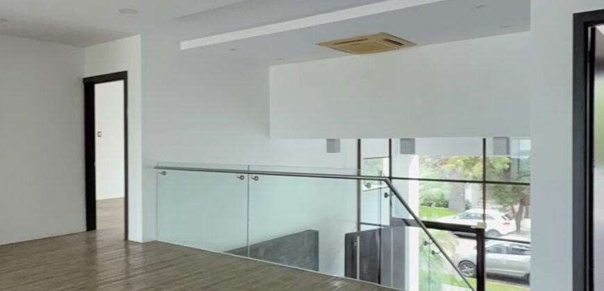 En Venta Preciosa Casa de 4 dormitorios al Lago en Isla Mocoli