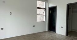 En Venta Preciosa Casa de 4 dormitorios al Lago en Isla Mocoli