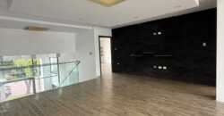 En Venta Preciosa Casa de 4 dormitorios al Lago en Isla Mocoli