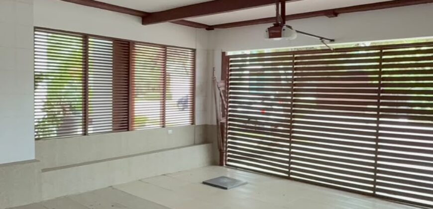 En Venta Preciosa Casa de 4 dormitorios al Lago en Isla Mocoli