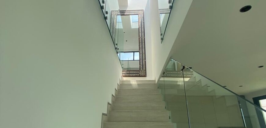 Lujo y Comodidad Casa en Venta – Samborondon Km 9