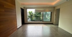 En Venta Casa con 4 Dorm. y Amplio Jardin en Puerto Azul