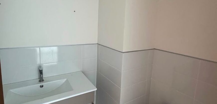 Oficina en Alquiler — Arcos Plaza