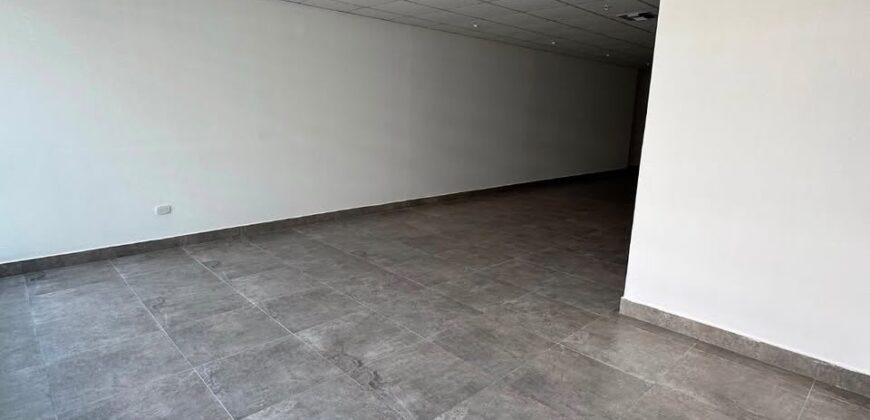 Oficina en Alquiler — Arcos Plaza