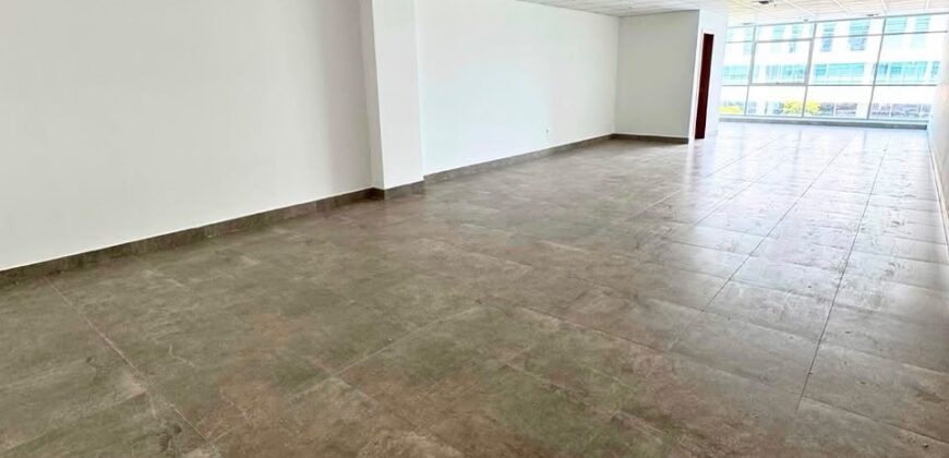 Oficina en Alquiler — Arcos Plaza