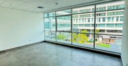 Oficina en Alquiler — Arcos Plaza