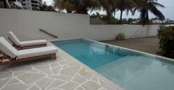 Punta Blanca – Espectacular Casa en Venta Frente al mar ☀️
