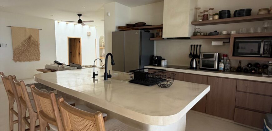 Punta Blanca – Espectacular Casa en Venta Frente al mar ☀️